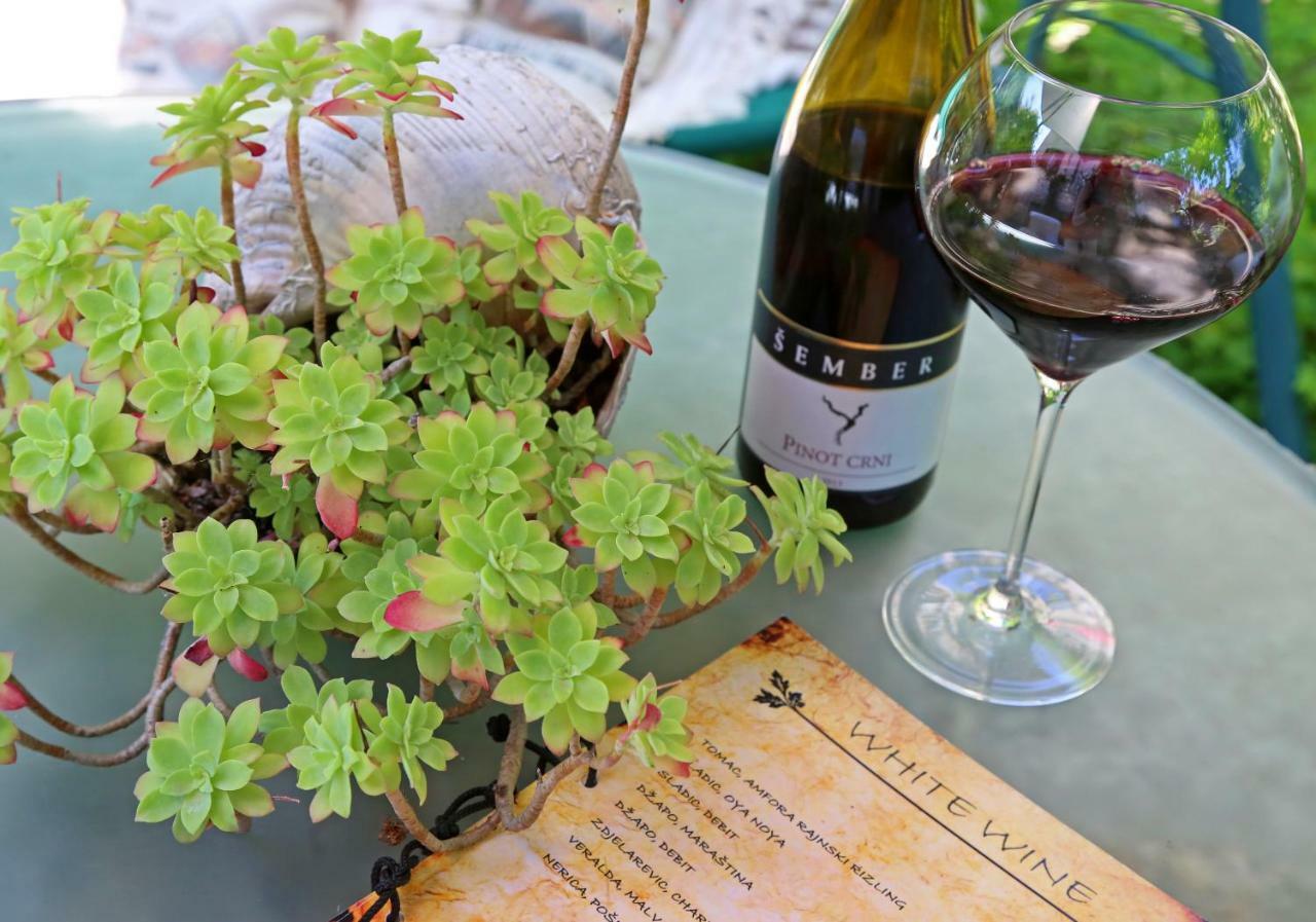 סקארדין Wine Garden Rooms מראה חיצוני תמונה